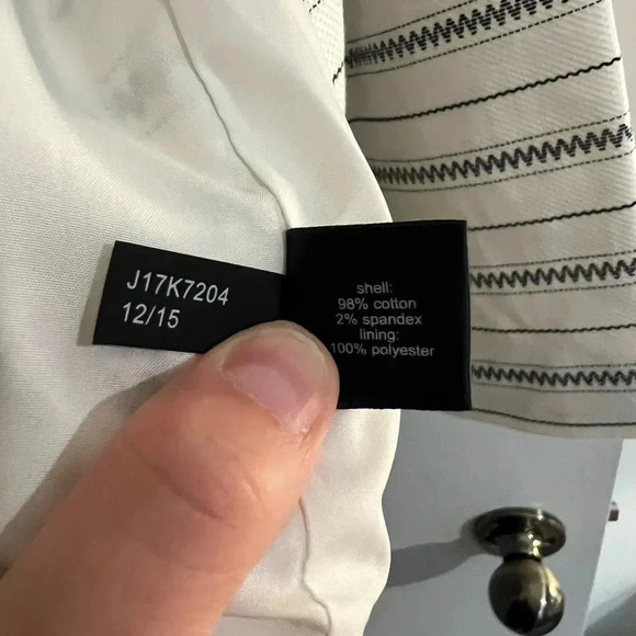 The limited white striped large blazer - Picture 3 of 6